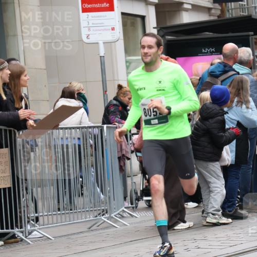 05.10.2025 - 20. swb-Marathon Bremen Strokosch-Dieckow http://msf.ph/oto/9296274 05.10.2025 12:58:52 Ziel 623, 2130, 2385, 3219, 3391, 3435, 4158, 4664, 5908, 6224, 6423, 6912, 8053, 623, 2130, 2385, 3219, 3391, 3435, 4158, 4664, 5908, 6224, 6423, 6912, 8053 meine-sportfotos.de