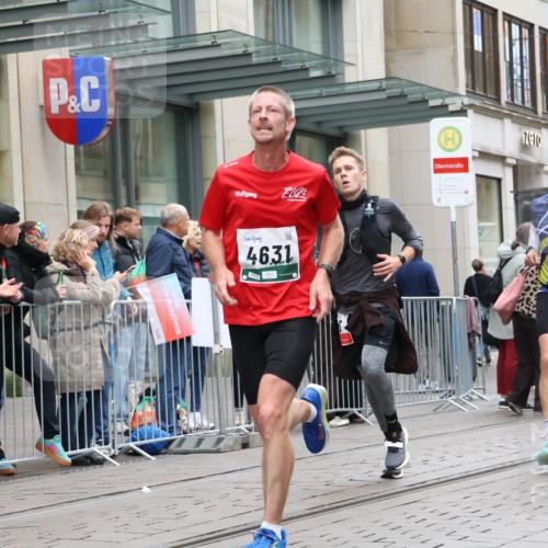 05.10.2025 - 20. swb-Marathon Bremen Strokosch-Dieckow http://msf.ph/oto/9296323 05.10.2025 12:59:17 Ziel 133, 377, 945, 2967, 4369, 4631, 6385, 6912, 7834, 9095, 133, 377, 945, 2967, 4369, 4631, 6385, 6912, 7834, 9095 meine-sportfotos.de