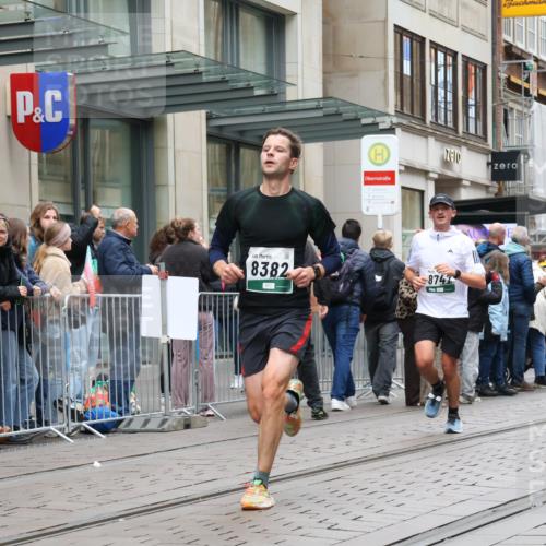 05.10.2025 - 20. swb-Marathon Bremen Strokosch-Dieckow http://msf.ph/oto/9296473 05.10.2025 13:00:58 Ziel 588, 628, 1215, 1626, 2666, 2719, 3150, 3342, 3807, 4358, 5132, 6150, 7525, 8382, 8747, 8828, 588, 628, 1215, 1626, 2666, 2719, 3150, 3342, 3807, 4358, 5132, 6150, 7525, 8382, 8747, 8828 meine-sportfotos.de