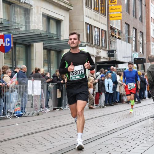 05.10.2025 - 20. swb-Marathon Bremen Strokosch-Dieckow http://msf.ph/oto/9296505 05.10.2025 13:01:09 Ziel 1042, 1626, 2284, 2545, 3807, 4571, 5132, 6150, 8169, 1042, 1626, 2284, 2545, 3807, 4571, 5132, 6150, 8169 meine-sportfotos.de