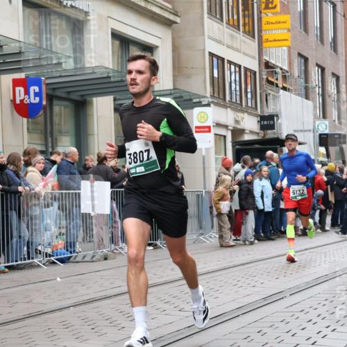 05.10.2025 - 20. swb-Marathon Bremen Strokosch-Dieckow http://msf.ph/oto/9296506 05.10.2025 13:01:09 Ziel 1042, 1626, 2284, 2545, 3807, 4571, 5132, 6150, 8169, 1042, 1626, 2284, 2545, 3807, 4571, 5132, 6150, 8169 meine-sportfotos.de