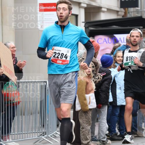 05.10.2025 - 20. swb-Marathon Bremen Strokosch-Dieckow http://msf.ph/oto/9296525 05.10.2025 13:01:24 Ziel 1042, 1992, 2062, 2284, 2545, 3218, 4571, 6302, 7440, 8169, 1042, 1992, 2062, 2284, 2545, 3218, 4571, 6302, 7440, 8169 meine-sportfotos.de
