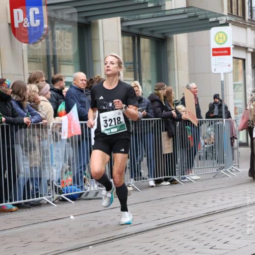 05.10.2025 - 20. swb-Marathon Bremen Strokosch-Dieckow http://msf.ph/oto/9296543 05.10.2025 13:01:37 Ziel 1745, 1992, 2062, 3218, 4988, 7440, 1745, 1992, 2062, 3218, 4988, 7440 meine-sportfotos.de