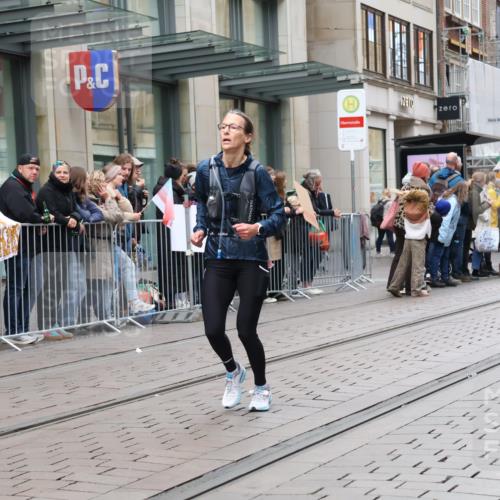 05.10.2025 - 20. swb-Marathon Bremen Strokosch-Dieckow http://msf.ph/oto/9296560 05.10.2025 13:02:10 Ziel 662, 1810, 3327, 6849, 7028, 7170, 662, 1810, 3327, 6849, 7028, 7170 meine-sportfotos.de