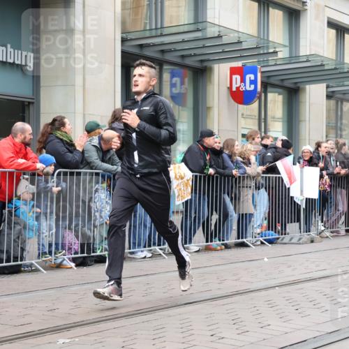 05.10.2025 - 20. swb-Marathon Bremen Strokosch-Dieckow http://msf.ph/oto/9296653 05.10.2025 13:03:28 Ziel 506, 1105, 2613, 3061, 3084, 4215, 4617, 4758, 4786, 5786, 6804, 506, 1105, 2613, 3061, 3084, 4215, 4617, 4758, 4786, 5786, 6804 meine-sportfotos.de