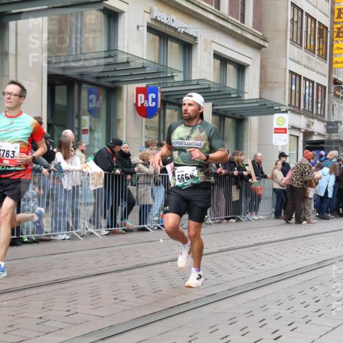 05.10.2025 - 20. swb-Marathon Bremen Strokosch-Dieckow http://msf.ph/oto/9296750 05.10.2025 13:04:18 Ziel 109, 577, 1265, 1763, 2057, 2188, 4966, 5656, 6463, 7176, 109, 577, 1265, 1763, 2057, 2188, 4966, 5656, 6463, 7176 meine-sportfotos.de