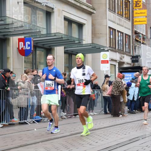 05.10.2025 - 20. swb-Marathon Bremen Strokosch-Dieckow http://msf.ph/oto/9296759 05.10.2025 13:04:26 Ziel 109, 577, 819, 1265, 2057, 2188, 4966, 6463, 7176, 109, 577, 819, 1265, 2057, 2188, 4966, 6463, 7176 meine-sportfotos.de