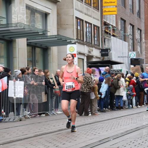 05.10.2025 - 20. swb-Marathon Bremen Strokosch-Dieckow http://msf.ph/oto/9296777 05.10.2025 13:04:32 Ziel 109, 548, 577, 685, 819, 1123, 1265, 1631, 2057, 2188, 4966, 6463, 8729, 109, 548, 577, 685, 819, 1123, 1265, 1631, 2057, 2188, 4966, 6463, 8729 meine-sportfotos.de