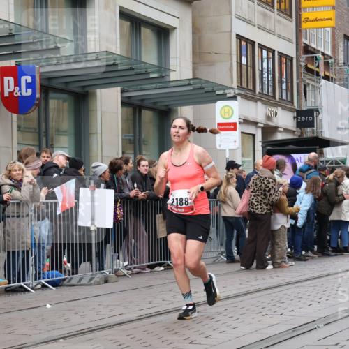 05.10.2025 - 20. swb-Marathon Bremen Strokosch-Dieckow http://msf.ph/oto/9296778 05.10.2025 13:04:32 Ziel 109, 548, 577, 685, 819, 1123, 1265, 1631, 2057, 2188, 4966, 6463, 8729, 109, 548, 577, 685, 819, 1123, 1265, 1631, 2057, 2188, 4966, 6463, 8729 meine-sportfotos.de