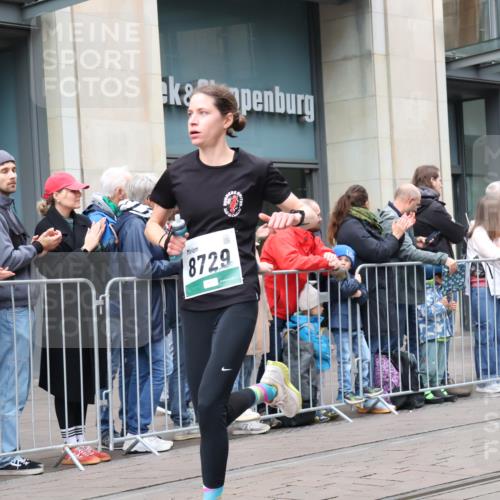 05.10.2025 - 20. swb-Marathon Bremen Strokosch-Dieckow http://msf.ph/oto/9296813 05.10.2025 13:04:51 Ziel 236, 548, 685, 917, 1123, 1196, 1607, 1631, 2092, 4291, 5103, 5264, 7831, 7987, 8729, 9114, 236, 548, 685, 917, 1123, 1196, 1607, 1631, 2092, 4291, 5103, 5264, 7831, 7987, 8729, 9114 meine-sportfotos.de