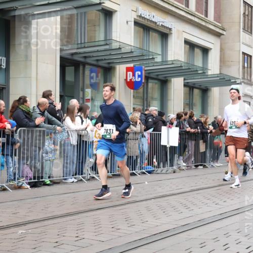 05.10.2025 - 20. swb-Marathon Bremen Strokosch-Dieckow http://msf.ph/oto/9296828 05.10.2025 13:05:08 Ziel 236, 907, 1607, 1641, 2092, 2249, 2360, 2974, 2990, 3819, 4291, 4313, 5103, 5264, 6251, 7831, 7987, 8507, 8923, 9114, 236, 907, 1607, 1641, 2092, 2249, 2360, 2974, 2990, 3819, 4291, 4313, 5103, 5264, 6251, 7831, 7987, 8507, 8923, 9114 meine-sportfotos.de