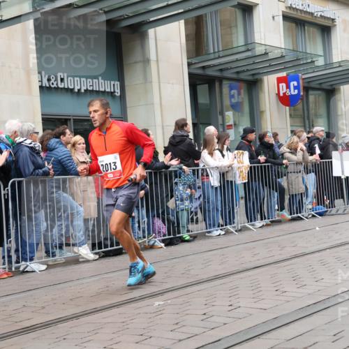 05.10.2025 - 20. swb-Marathon Bremen Strokosch-Dieckow http://msf.ph/oto/9296874 05.10.2025 13:05:31 Ziel 609, 642, 852, 1307, 1790, 2013, 2249, 2872, 2988, 4255, 4353, 4962, 5599, 6251, 7492, 7647, 8244, 8897, 609, 642, 852, 1307, 1790, 2013, 2249, 2872, 2988, 4255, 4353, 4962, 5599, 6251, 7492, 7647, 8244, 8897 meine-sportfotos.de