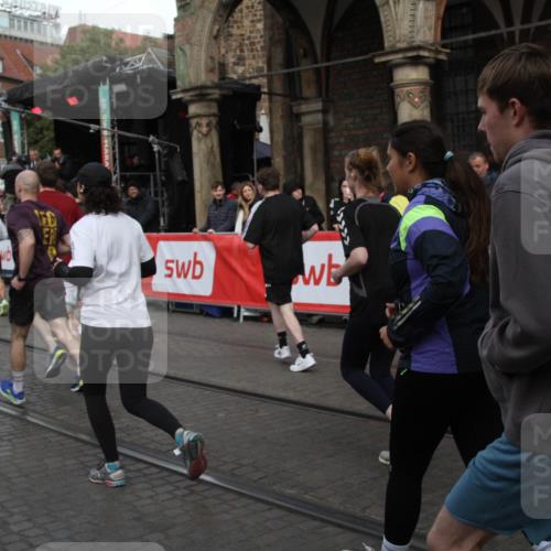 05.10.2025 - 20. swb-Marathon Bremen Yannick Fuchs http://msf.ph/oto/9306385 05.10.2025 11:40:21 Ziel  meine-sportfotos.de
