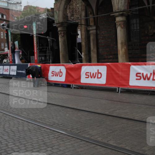 05.10.2025 - 20. swb-Marathon Bremen Yannick Fuchs http://msf.ph/oto/9306469 05.10.2025 11:58:59 Ziel  meine-sportfotos.de