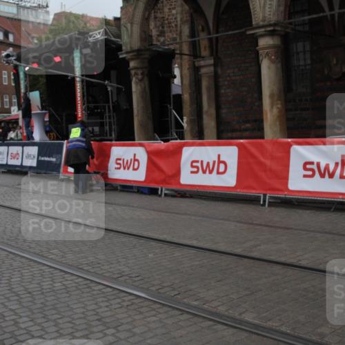 05.10.2025 - 20. swb-Marathon Bremen Yannick Fuchs http://msf.ph/oto/9306481 05.10.2025 11:59:04 Ziel  meine-sportfotos.de
