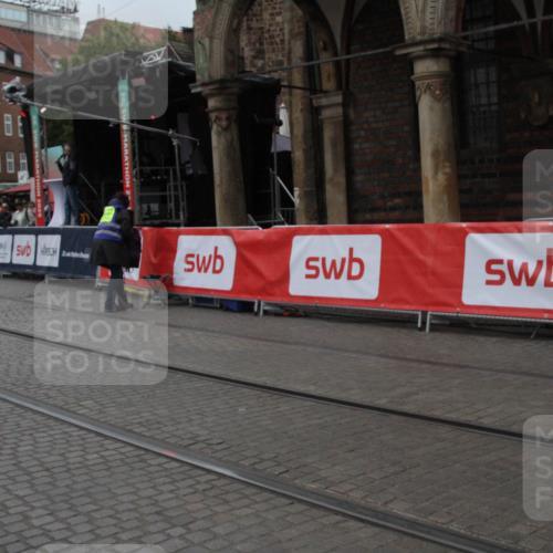 05.10.2025 - 20. swb-Marathon Bremen Yannick Fuchs http://msf.ph/oto/9306489 05.10.2025 11:59:07 Ziel  meine-sportfotos.de