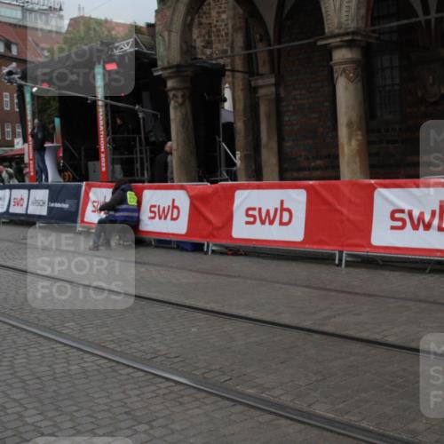 05.10.2025 - 20. swb-Marathon Bremen Yannick Fuchs http://msf.ph/oto/9306577 05.10.2025 12:00:02 Ziel  meine-sportfotos.de