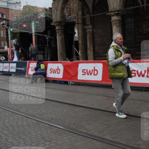 05.10.2025 - 20. swb-Marathon Bremen Yannick Fuchs http://msf.ph/oto/9306614 05.10.2025 12:00:09 Ziel  meine-sportfotos.de