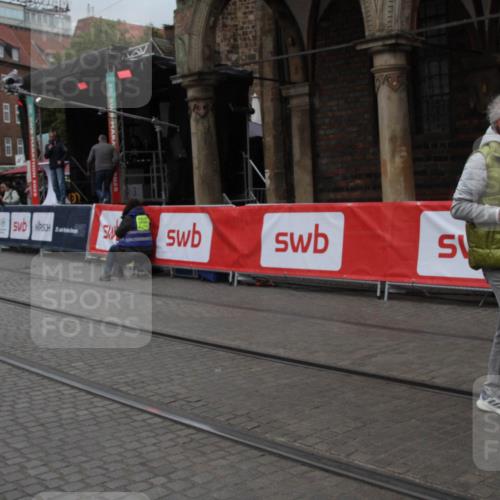 05.10.2025 - 20. swb-Marathon Bremen Yannick Fuchs http://msf.ph/oto/9306619 05.10.2025 12:00:10 Ziel  meine-sportfotos.de