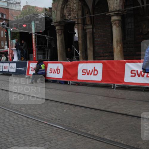 05.10.2025 - 20. swb-Marathon Bremen Yannick Fuchs http://msf.ph/oto/9306647 05.10.2025 12:00:14 Ziel  meine-sportfotos.de