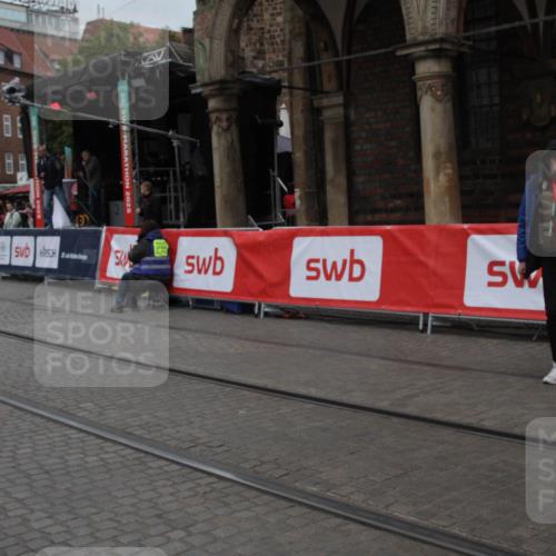 05.10.2025 - 20. swb-Marathon Bremen Yannick Fuchs http://msf.ph/oto/9306676 05.10.2025 12:00:20 Ziel  meine-sportfotos.de