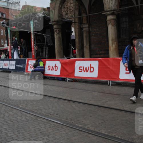 05.10.2025 - 20. swb-Marathon Bremen Yannick Fuchs http://msf.ph/oto/9306680 05.10.2025 12:00:20 Ziel  meine-sportfotos.de