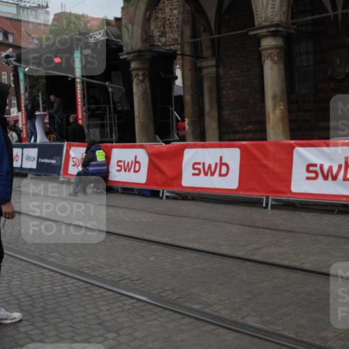 05.10.2025 - 20. swb-Marathon Bremen Yannick Fuchs http://msf.ph/oto/9306715 05.10.2025 12:00:28 Ziel  meine-sportfotos.de