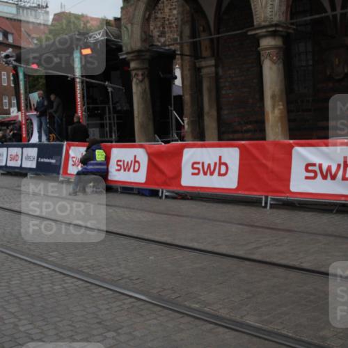 05.10.2025 - 20. swb-Marathon Bremen Yannick Fuchs http://msf.ph/oto/9306750 05.10.2025 12:00:35 Ziel  meine-sportfotos.de