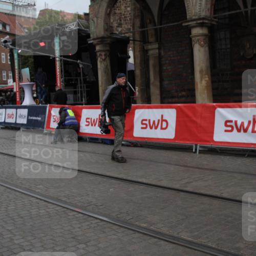 05.10.2025 - 20. swb-Marathon Bremen Yannick Fuchs http://msf.ph/oto/9306785 05.10.2025 12:00:44 Ziel  meine-sportfotos.de