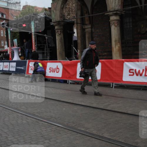 05.10.2025 - 20. swb-Marathon Bremen Yannick Fuchs http://msf.ph/oto/9306787 05.10.2025 12:00:45 Ziel  meine-sportfotos.de