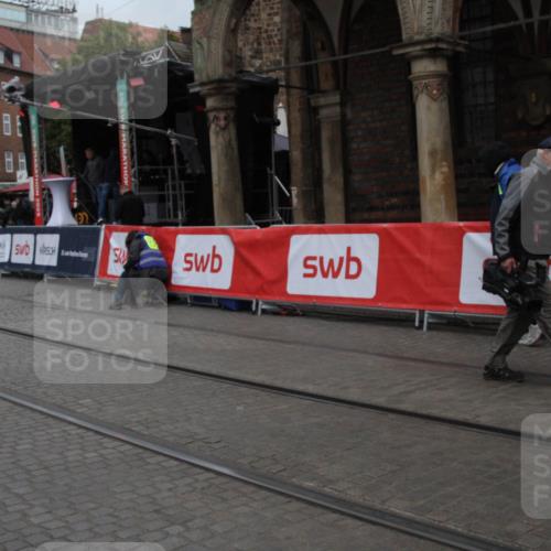 05.10.2025 - 20. swb-Marathon Bremen Yannick Fuchs http://msf.ph/oto/9306793 05.10.2025 12:00:46 Ziel  meine-sportfotos.de