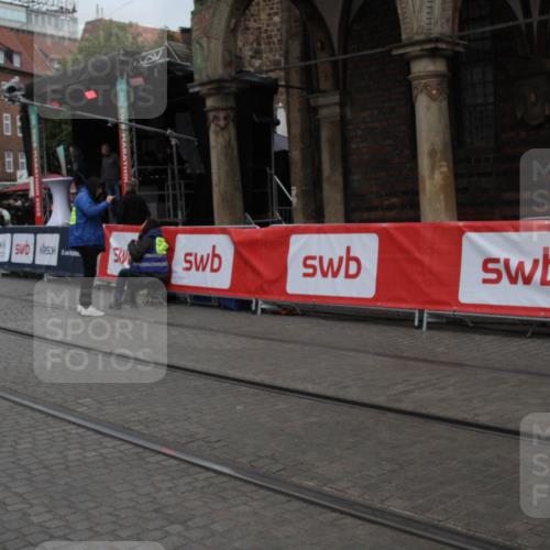 05.10.2025 - 20. swb-Marathon Bremen Yannick Fuchs http://msf.ph/oto/9306823 05.10.2025 12:00:52 Ziel  meine-sportfotos.de