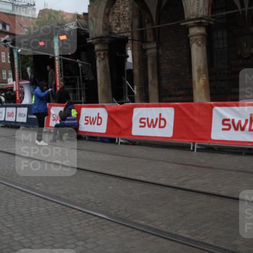 05.10.2025 - 20. swb-Marathon Bremen Yannick Fuchs http://msf.ph/oto/9306824 05.10.2025 12:00:53 Ziel  meine-sportfotos.de