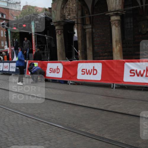 05.10.2025 - 20. swb-Marathon Bremen Yannick Fuchs http://msf.ph/oto/9306829 05.10.2025 12:00:54 Ziel  meine-sportfotos.de