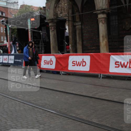 05.10.2025 - 20. swb-Marathon Bremen Yannick Fuchs http://msf.ph/oto/9306840 05.10.2025 12:00:56 Ziel  meine-sportfotos.de