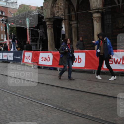 05.10.2025 - 20. swb-Marathon Bremen Yannick Fuchs http://msf.ph/oto/9306856 05.10.2025 12:01:00 Ziel  meine-sportfotos.de