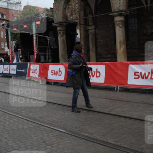 05.10.2025 - 20. swb-Marathon Bremen Yannick Fuchs http://msf.ph/oto/9306865 05.10.2025 12:01:03 Ziel  meine-sportfotos.de