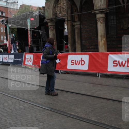 05.10.2025 - 20. swb-Marathon Bremen Yannick Fuchs http://msf.ph/oto/9306869 05.10.2025 12:01:04 Ziel  meine-sportfotos.de