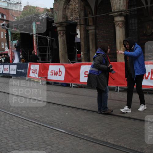 05.10.2025 - 20. swb-Marathon Bremen Yannick Fuchs http://msf.ph/oto/9306884 05.10.2025 12:01:11 Ziel  meine-sportfotos.de
