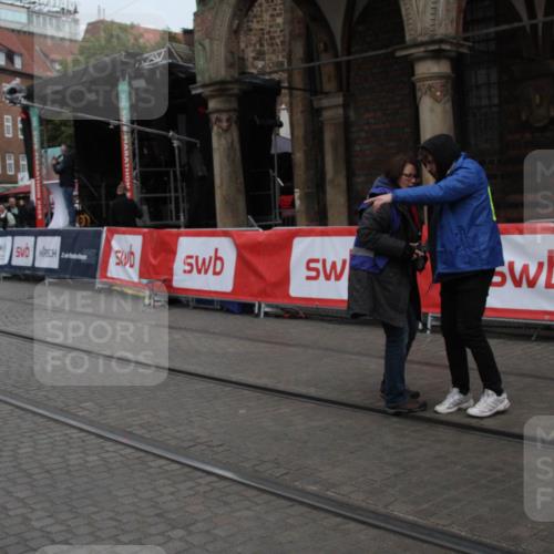 05.10.2025 - 20. swb-Marathon Bremen Yannick Fuchs http://msf.ph/oto/9306886 05.10.2025 12:01:11 Ziel  meine-sportfotos.de