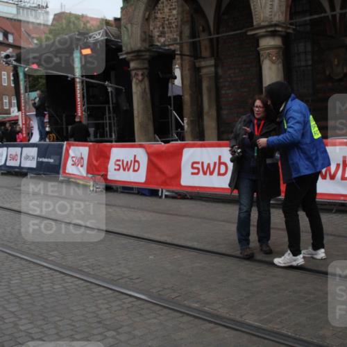 05.10.2025 - 20. swb-Marathon Bremen Yannick Fuchs http://msf.ph/oto/9306906 05.10.2025 12:01:16 Ziel  meine-sportfotos.de