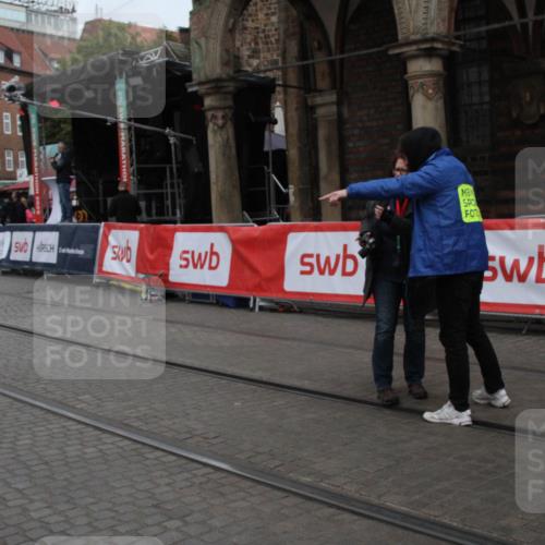 05.10.2025 - 20. swb-Marathon Bremen Yannick Fuchs http://msf.ph/oto/9306908 05.10.2025 12:01:16 Ziel  meine-sportfotos.de