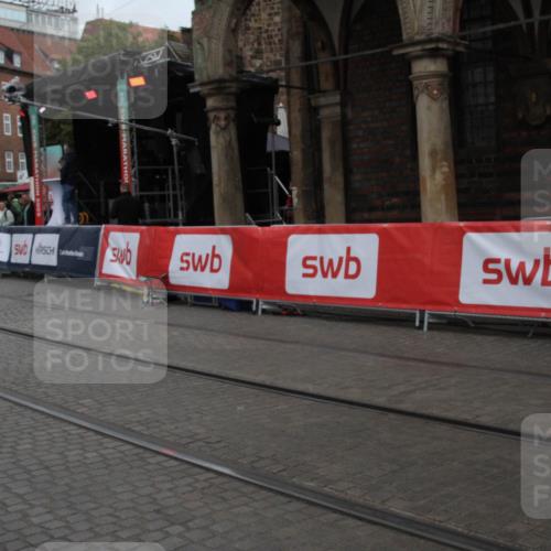 05.10.2025 - 20. swb-Marathon Bremen Yannick Fuchs http://msf.ph/oto/9306930 05.10.2025 12:01:22 Ziel  meine-sportfotos.de