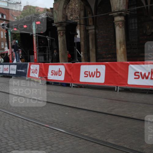 05.10.2025 - 20. swb-Marathon Bremen Yannick Fuchs http://msf.ph/oto/9306967 05.10.2025 12:01:32 Ziel  meine-sportfotos.de