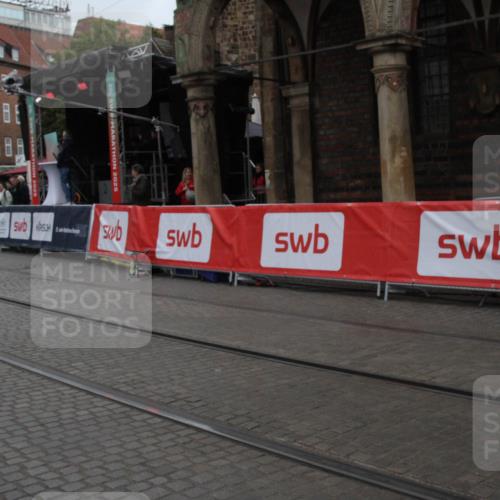 05.10.2025 - 20. swb-Marathon Bremen Yannick Fuchs http://msf.ph/oto/9307001 05.10.2025 12:01:39 Ziel  meine-sportfotos.de