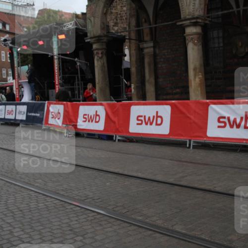 05.10.2025 - 20. swb-Marathon Bremen Yannick Fuchs http://msf.ph/oto/9307005 05.10.2025 12:01:40 Ziel  meine-sportfotos.de