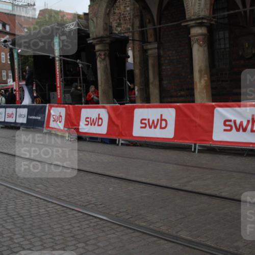 05.10.2025 - 20. swb-Marathon Bremen Yannick Fuchs http://msf.ph/oto/9307020 05.10.2025 12:01:43 Ziel  meine-sportfotos.de