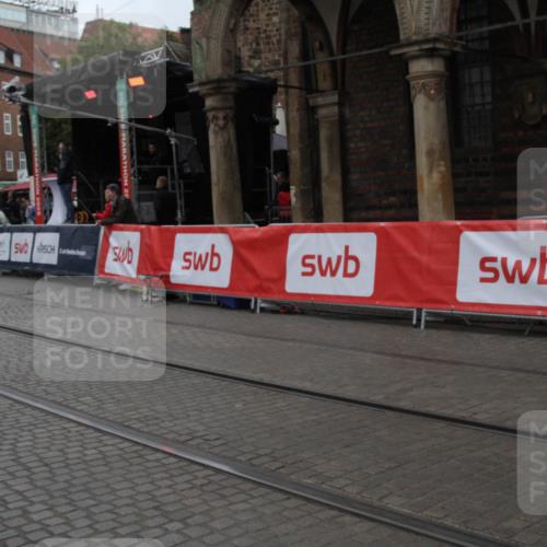 05.10.2025 - 20. swb-Marathon Bremen Yannick Fuchs http://msf.ph/oto/9307097 05.10.2025 12:01:58 Ziel  meine-sportfotos.de