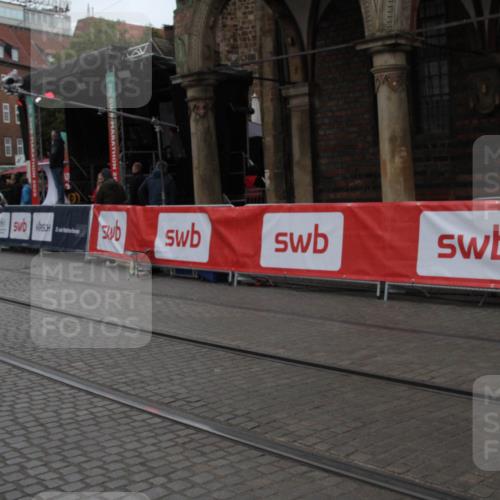 05.10.2025 - 20. swb-Marathon Bremen Yannick Fuchs http://msf.ph/oto/9307176 05.10.2025 12:02:13 Ziel  meine-sportfotos.de