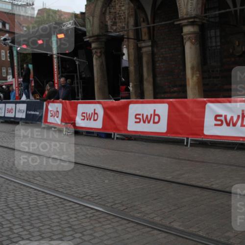 05.10.2025 - 20. swb-Marathon Bremen Yannick Fuchs http://msf.ph/oto/9307196 05.10.2025 12:02:30 Ziel  meine-sportfotos.de